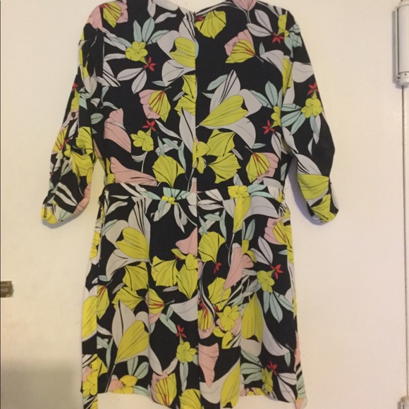 Sydney Floral Romper - Picture 4 of 5